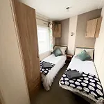 Celebration By The Sea Apartment *